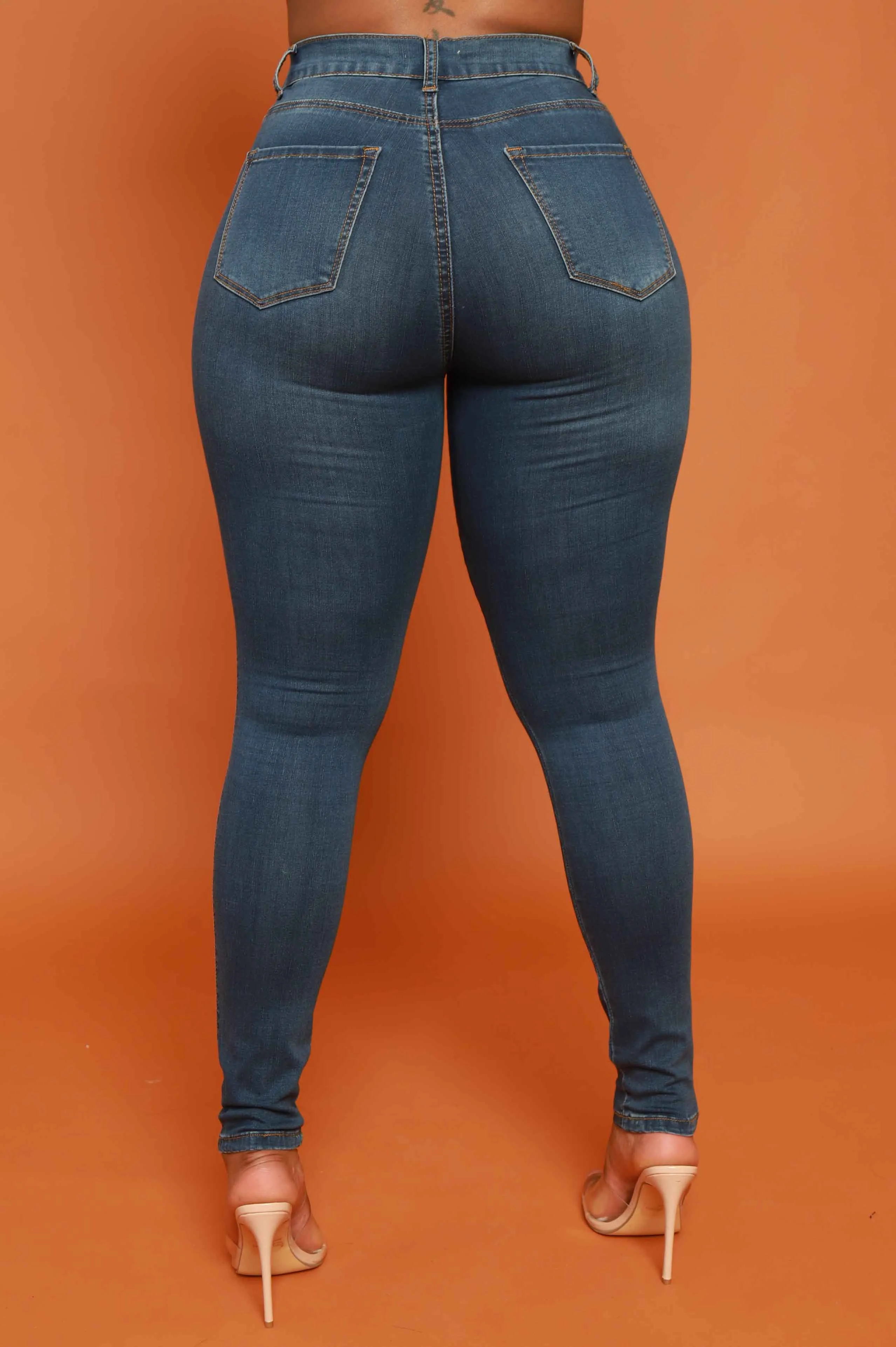 Every Morning Hourglass High Rise Stretchy Jeans - Medium Wash