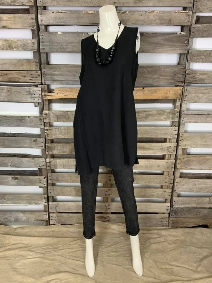 HLT317 SLEEVELESS TUNIC TOP