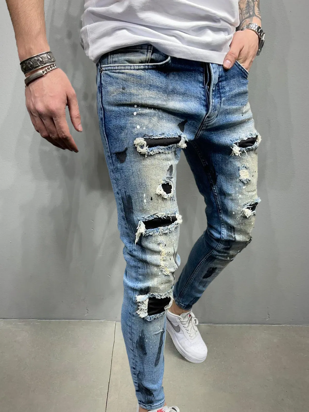 Slim Fit Stretchy Torn Jeans