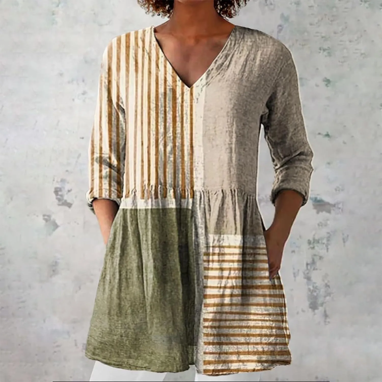 Womens 3/4 Length Sleeve Tops Summer V Neck Shirts Boho Floral Print Blouses Pleated Loose Fit Tunic with Pockets